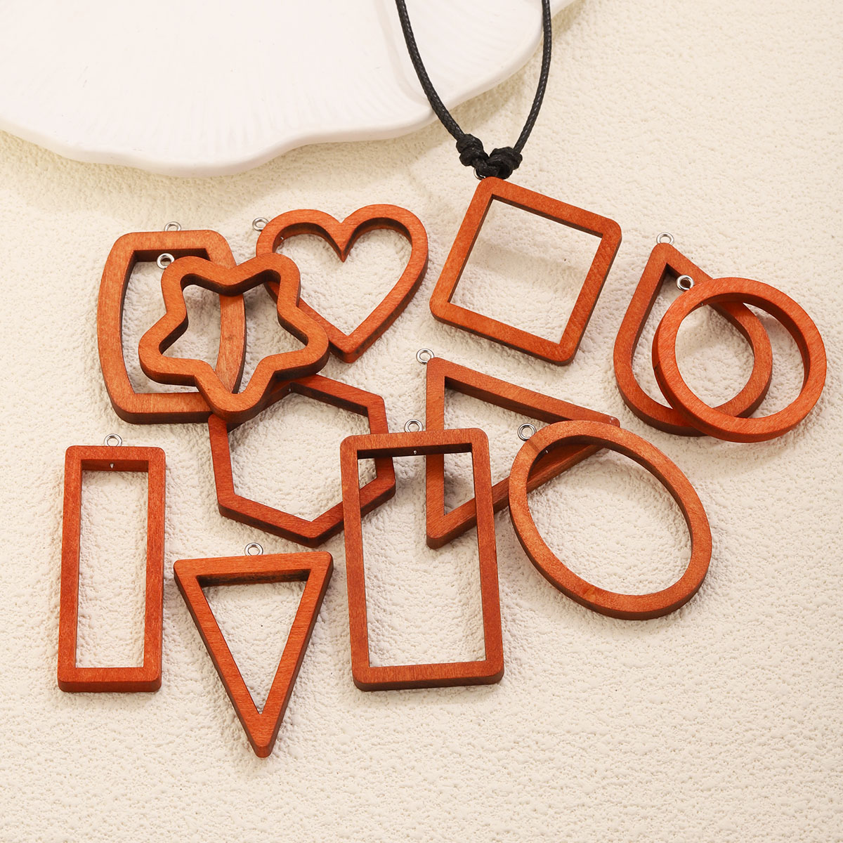จี้รูปทรงเรขาคณิตไม้รูปสามเหลี - Resin Craft Projects บทวิจารณ์และราคา